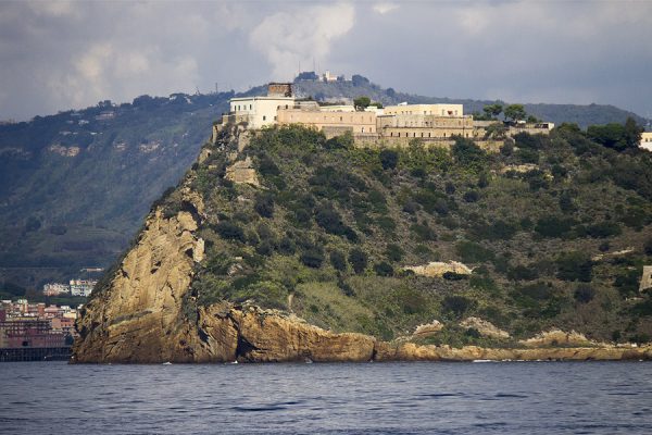 Nisida-castello-Napoli
