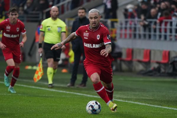 Radja Nainggolan, calciatore