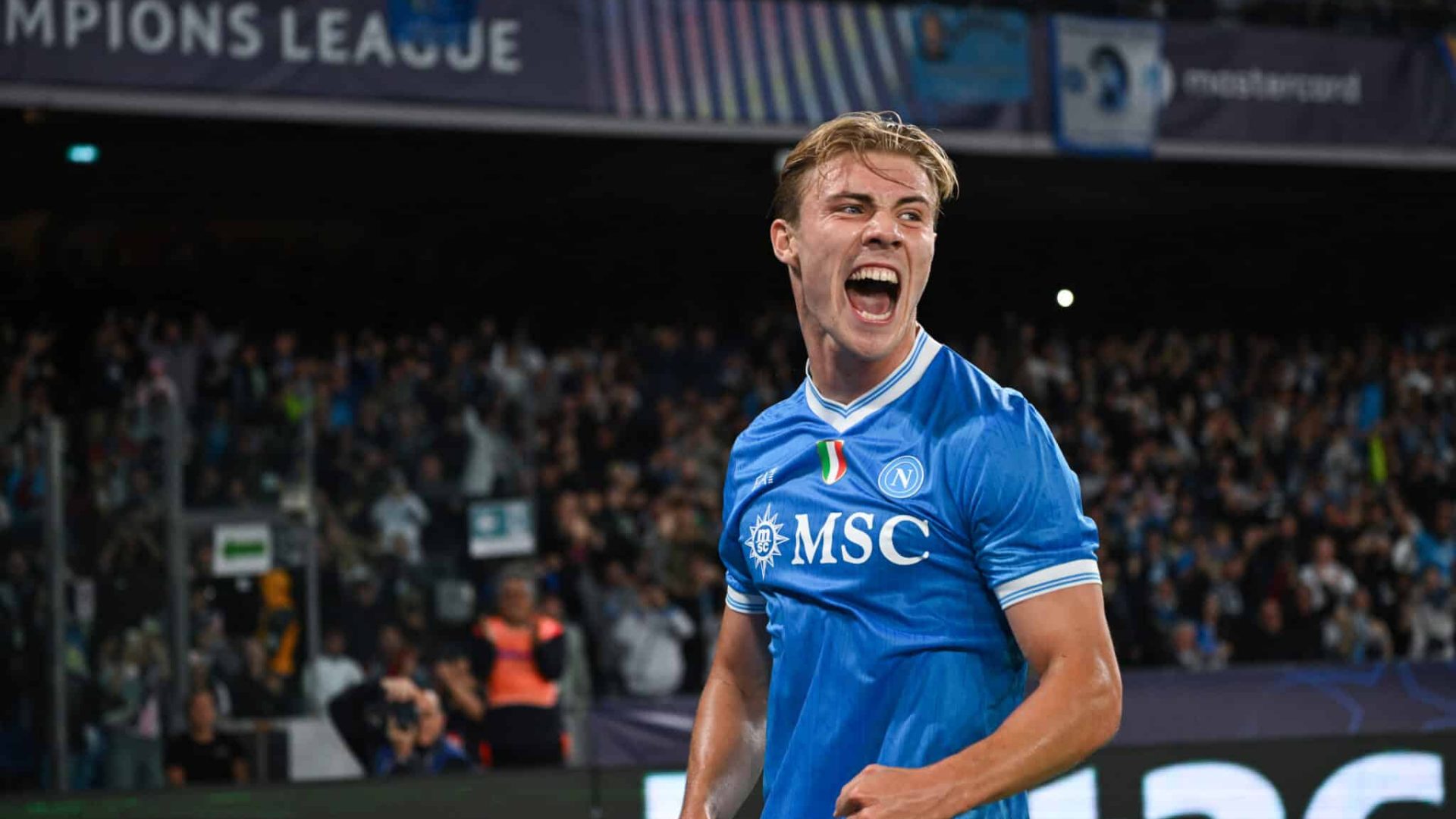 NAPLES, ITALY - OCTOBER 01: Rasmus Hojlund 2 -1 goal during the UEFA Champions League 2025/26 League Phase MD2 match between SSC Napoli and Sporting Clube de Portugal at Stadio Diego Armando Maradona on October 01, 2025 in Naples, Italy. (Photo by SSC NAPOLI/SSC NAPOLI via Getty Images)