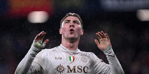 GENOA, ITALY - FEBRUARY 07: Rasmus Hojlund of Napoli celebrates his goal during the Serie A match between Genoa CFC and SSC Napoli at Luigi Ferraris Stadium on February 07, 2026 in Genoa, Italy. (Photo by Image Photo Agency/Getty Images)