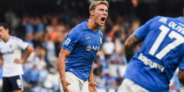 NAPLES, ITALY - AUGUST 30: Rasmus Højlund of SSC Napoli celebrates after scoring a goal to make it 1-1 during the Serie A match between SSC Napoli and Como 1907 at Stadio Diego Armando Maradona on August 30, 2026 in Naples, Italy. (Photo by Ivan Romano/Getty Images)