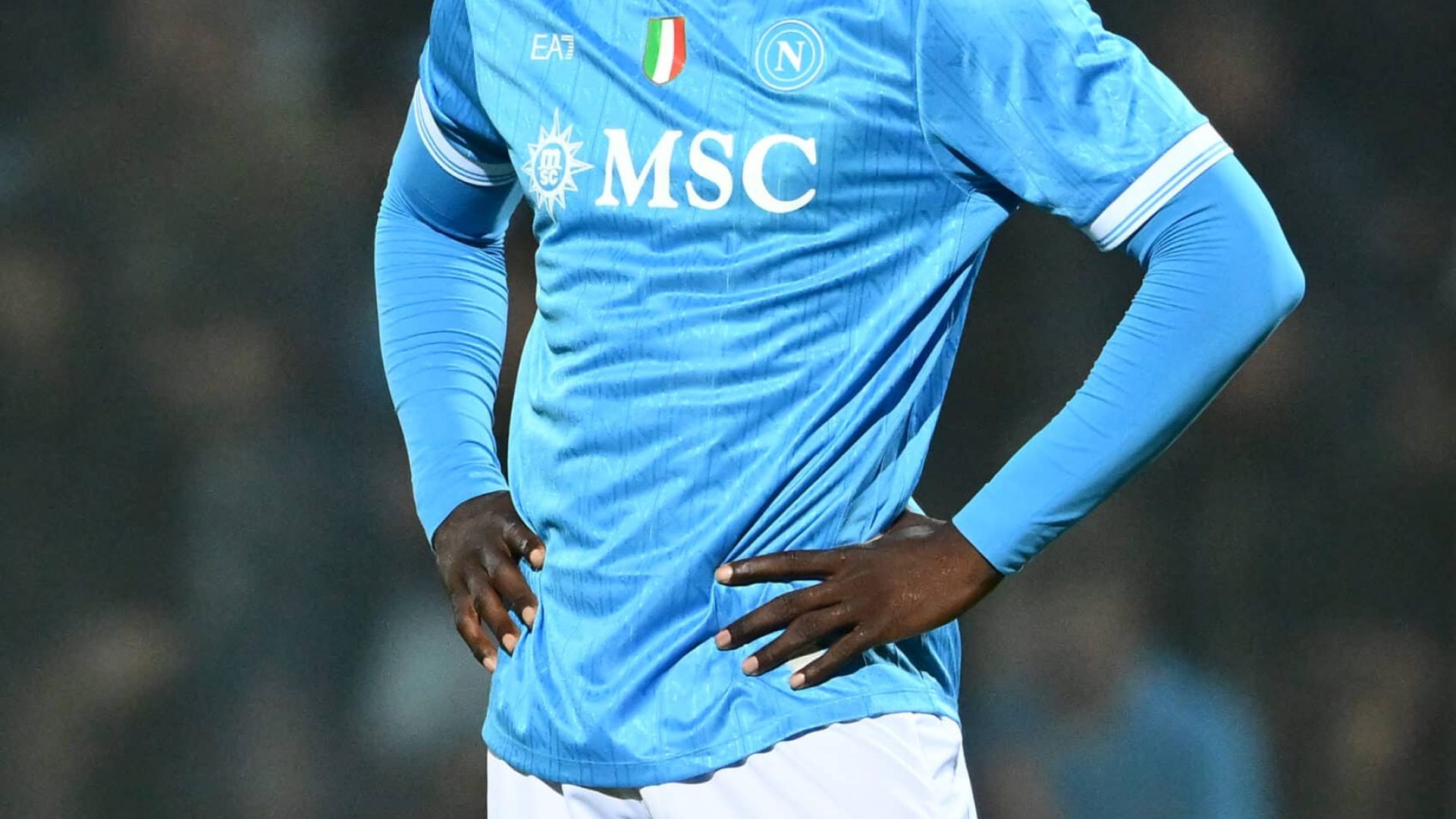 CASTEL DI SANGRO, ITALY - AUGUST 03: Romelu Lukaku of SSC Napoli looks on during the pre-season friendly match between Napoli and Stade Brestois 29 at Stadio Teofilo Patini on August 03, 2025 in Castel di Sangro, Italy. (Photo by Giuseppe Bellini/Getty Images)