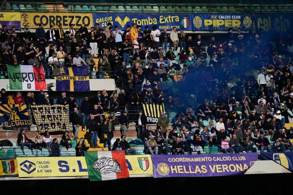 Tifosi del Verona al Bentegodi