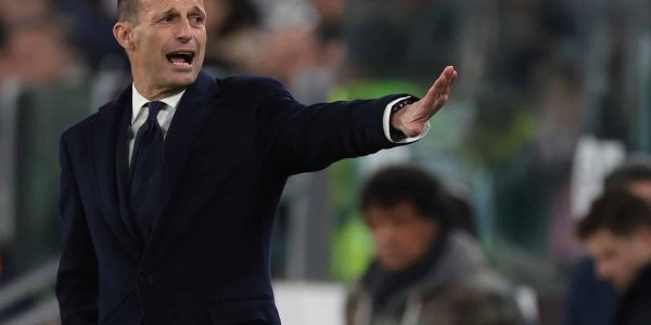 TURIN, ITALY - NOVEMBER 11: Massimiliano Allegri Head coach of Juventus reacts during the Serie A TIM match between Juventus and Cagliari Calcio at Allianz Stadium on November 11, 2023 in Turin, Italy. (Photo by Jonathan Moscrop/Getty Images)