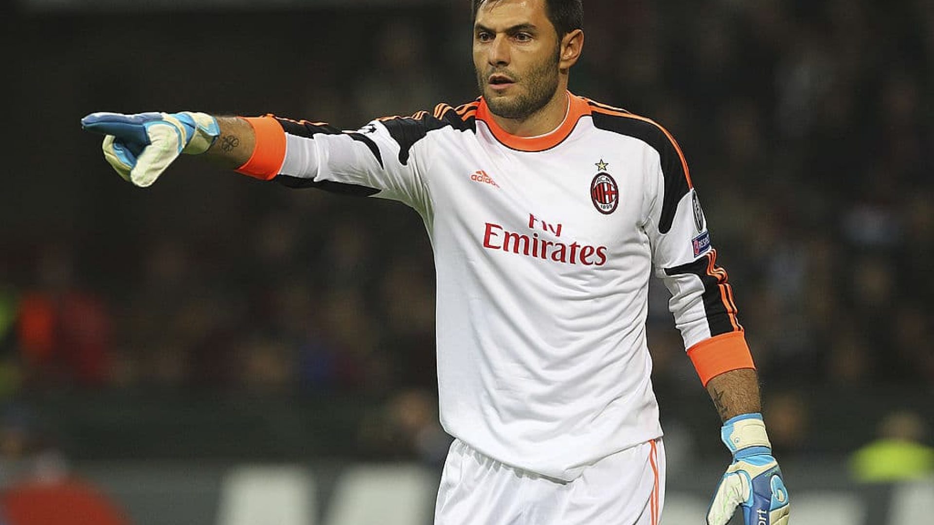 MILAN, ITALY - OCTOBER 22:  Marco Amelia of AC Milan gestures during the UEFA Champions League Group H match between AC Milan and FC Barcelona at Stadio Giuseppe Meazza on October 22, 2013 in Milan, Italy  (Photo by Marco Luzzani/Getty Images)