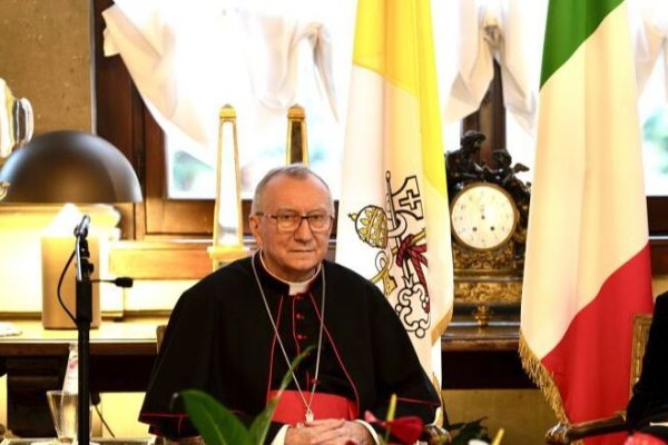 Roma, 13/02/2025 - Il Presidente del Consiglio, Giorgia Meloni, con il Segretario di Stato della Santa Sede, Pietro Parolin.