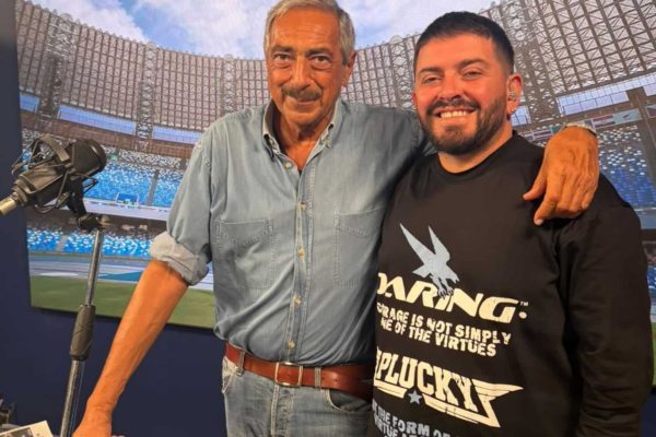 Marino Bartoletti ricorda Diego Maradona: l'amicizia, gli incontri e l'aneddoto a Pressing. Poi il giornalista parla del Napoli e di Allegri.