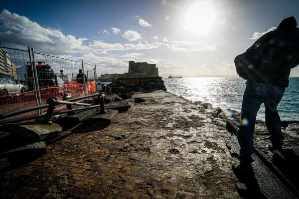 danni-parapetto-lungomare