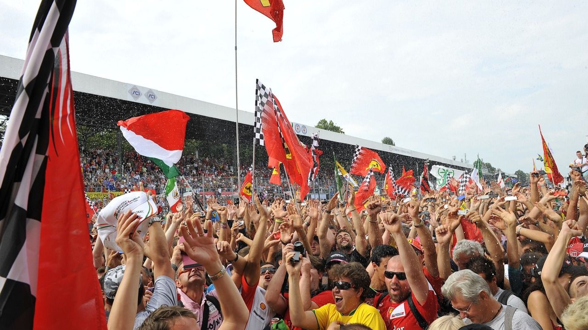 formula-1-ferrari.jpg