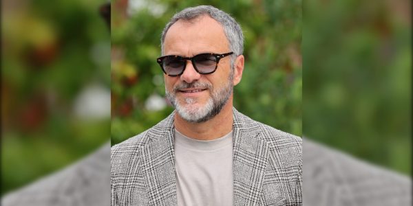 Massimiliano Gallo vince il Premio Kinéo 2026 come Miglior Opera Prima per La salita, il film che segna il suo debutto alla regia.