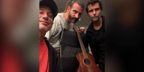 Jovine, Nicola Caso e Andrea Tartaglia pubblicano “Tutto passa e se ne va”. Il nuovo singolo anticipa un progetto musicale condiviso.