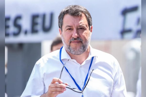 horizontal-matteo-salvini-uno