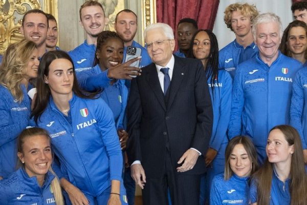Il Presidente della Repubblica Sergio Mattarella in occasione dell’incontro con la Nazionale italiana di atletica leggera vincitrice della Coppa Europa e con la Nazionale italiana di Pentathlon moderno vincitrice del Campionato del mondo a squadre