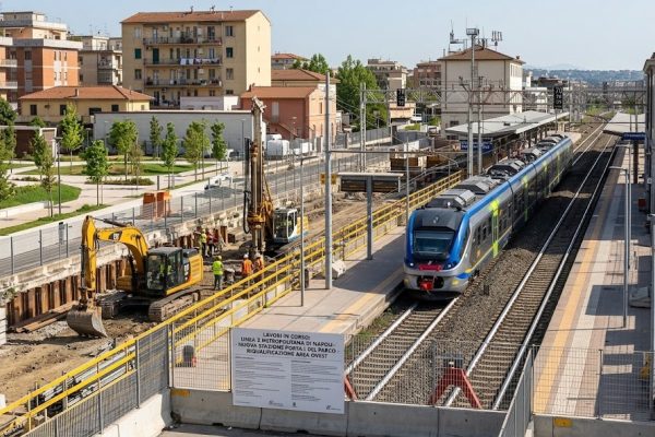 Metro Linea 2, al via i lavori per la stazione Porta del Parco tra Cavalleggeri Aosta e Bagnoli-Agnano. Obiettivo maggio 2027.