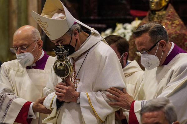 miracolo-sgennaro-battaglia