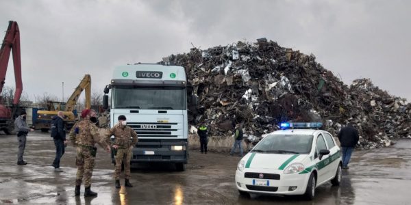 montagna-rifiuti-caivano