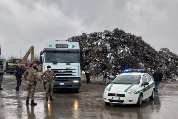 montagna-rifiuti-caivano