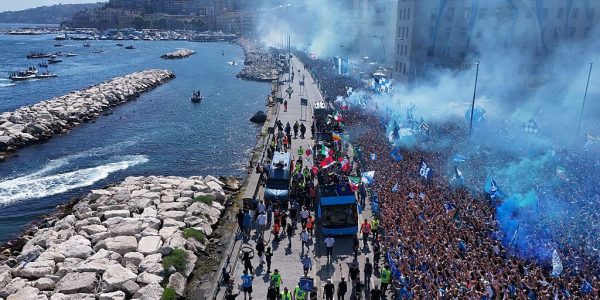 napoliparada32.jpg
