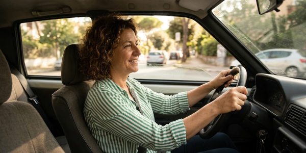 Nuovo Codice della strada, ecco le novit&agrave; su multe, documenti digitali, motociclisti, monopattini e persone con disabilit&agrave;.