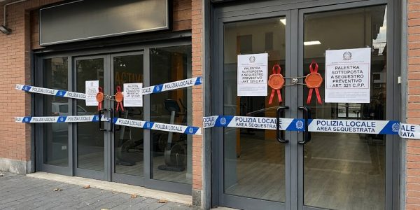 Controllo della Polizia Locale in una palestra di Villaricca : sigilli alla struttura. Verifiche sulla documentazione amministrativa.