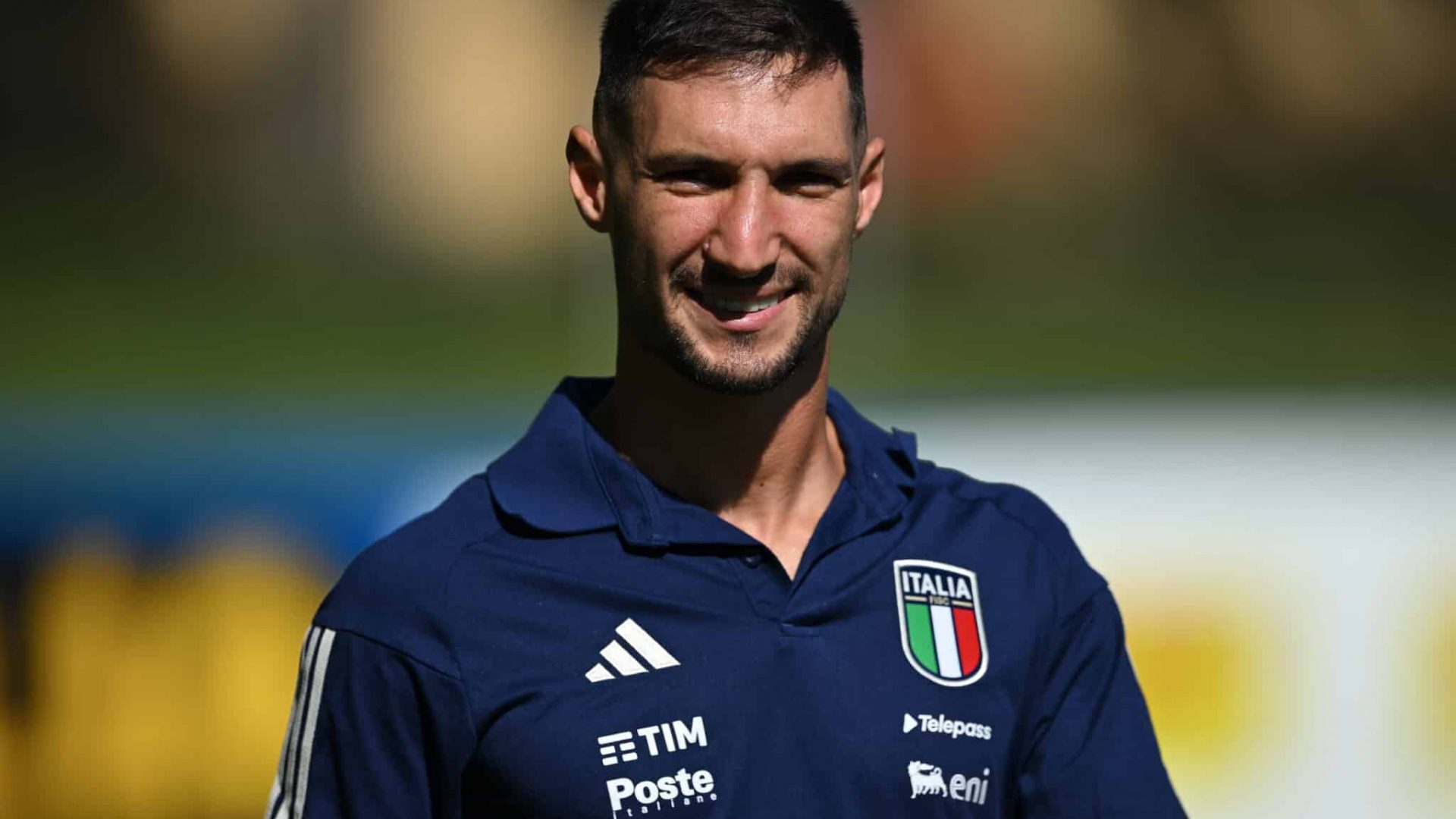 FLORENCE, ITALY - SEPTEMBER 04:  Matteo Politano of Italy warms up ahead during an Italy Training Session at Centro Tecnico Federale di Coverciano on September 04, 2023 in Florence, Italy. (Photo by Claudio Villa/Getty Images)