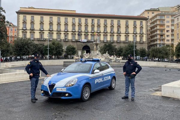 polizia-piazza-municipio