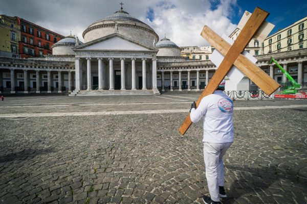 protesta-croci-pzza-plebisc
