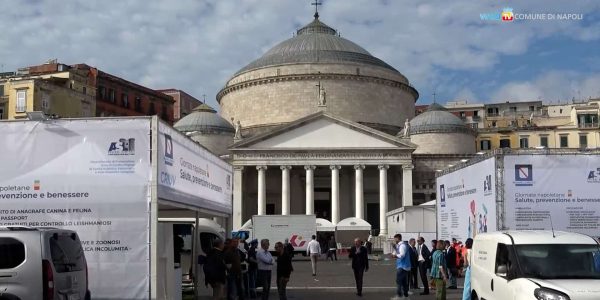 Il 24 e 25 ottobre tornano a Napoli le Giornate della Salute: screening gratuiti, visite e consulenze in piazza del Plebiscito.