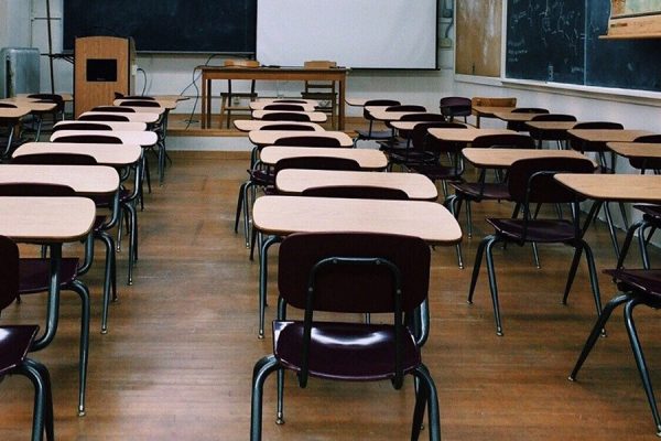 scuola-banchi-ag-dire