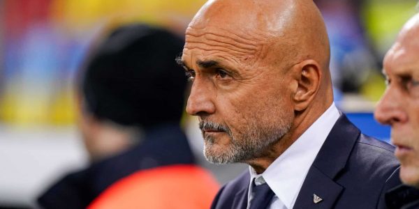 Ukraine v Italy: Group C – UEFA EURO 2024 European Qualifiers LEVERKUSEN, GERMANY - NOVEMBER 20: Head Coach Luciano Spalletti of Italy looks on during the Group C - UEFA EURO 2024 European Qualifiers match between Ukraine and Italy at BayArena on November 20, 2023 in Leverkusen, Germany. (Photo by Joris Verwijst/BSR Agency/Getty Images)