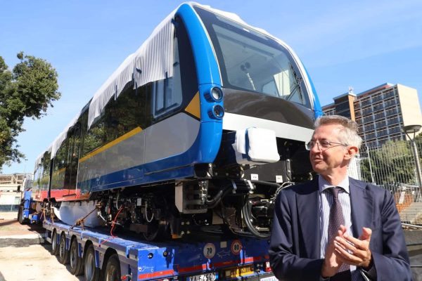treno linea 6
