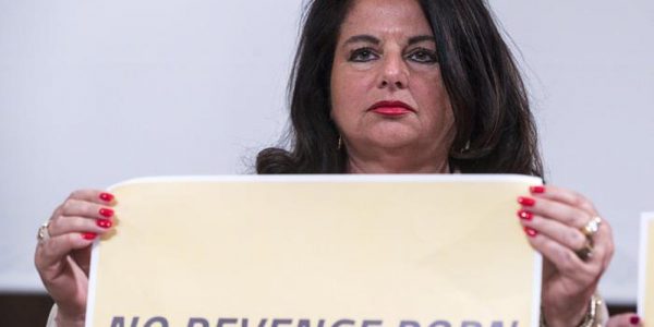 tiziana-cantone-mamma