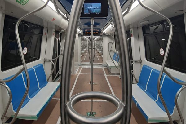 treno-nuovo-metro-prove