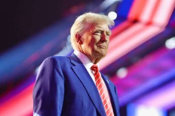 trump453.JPG