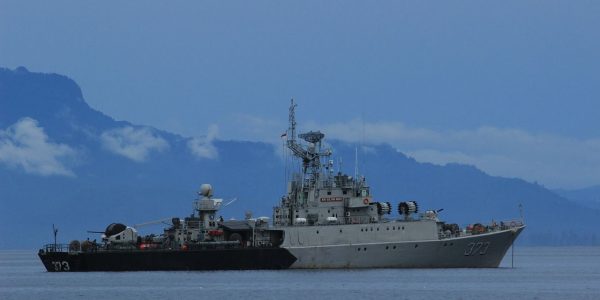 warship-5412855_1280 (1).jpg